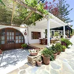 Celini Retreat דירה