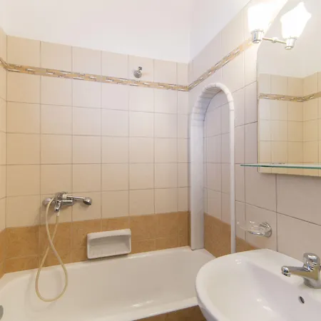 Celini Retreat شقة